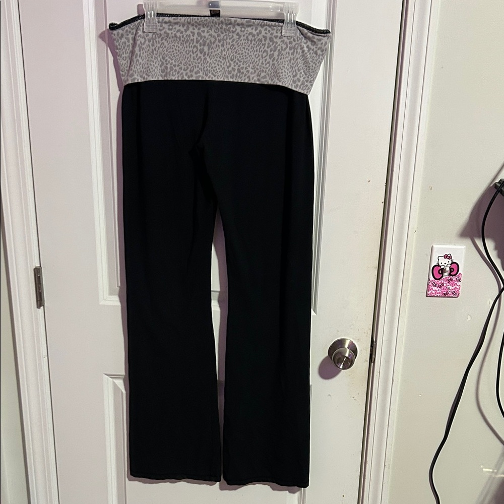Victoria’s Secret fold over yoga pants
